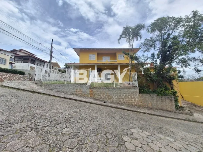 Excelente Casa 4 dormitório(s) em Jardim Atlântico - Florianópolis