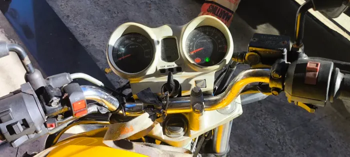 Moto Twister