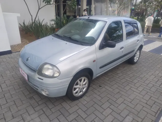Renault Clio RT/ Privil. 1.0/1.0 Hi-power 16V 5P 2002