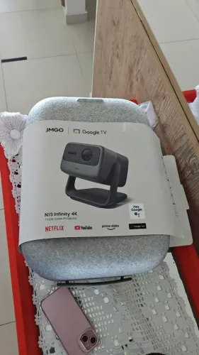 Projetor JMGO N1S Infinity - Projetor Gimbal Portátil 4K Longa Distância com Laser Triplo,