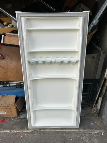 PORTA DE GELADEIRA BRASTEMP BRM41 BRANCA USADA