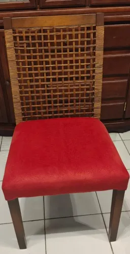 Cadeiras da mesa