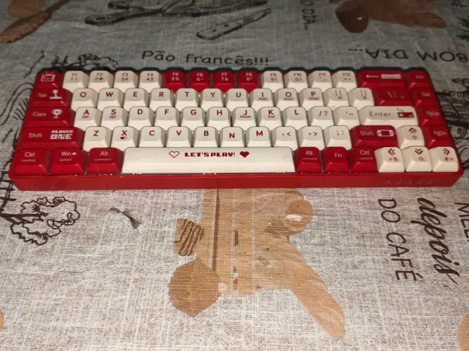 Teclado mecânico Ajazz 680