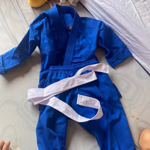 Kimono infantil