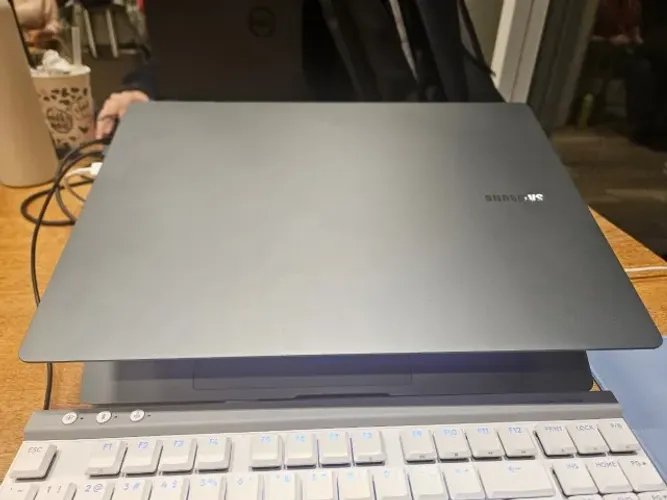Galax book ultra 3 RTX 4050
