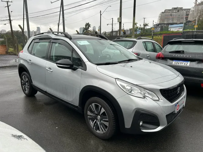 Peugeot 2008 Griffe 1.6 Flex 16V 5P Aut. 2020