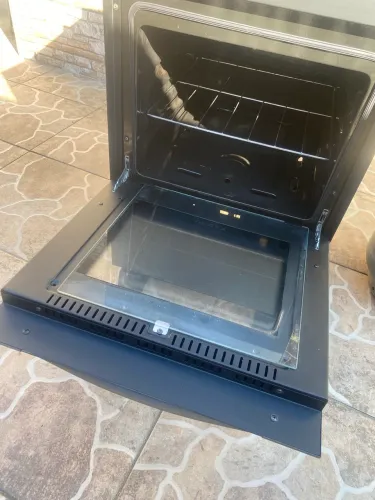 VENDO FOGÃO SEMI NOVO 4 BOCAS E AUTOMÁTICO