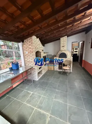 Chácara à Venda  Estância Bortoluzzo, 3 quartos, 1076 m², banheira, horta, climatizada, po