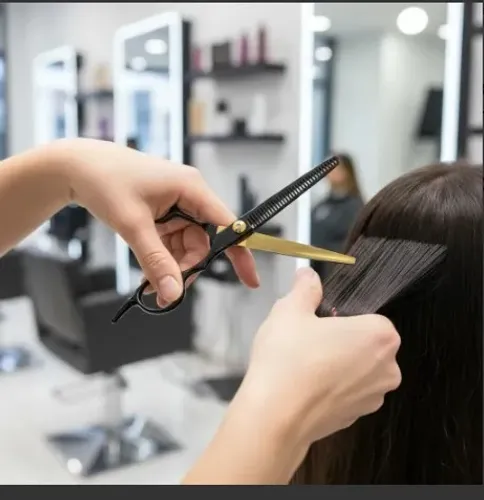 Tesoura Desfiadeira 6 polegads Cabelo Preto E Dourada