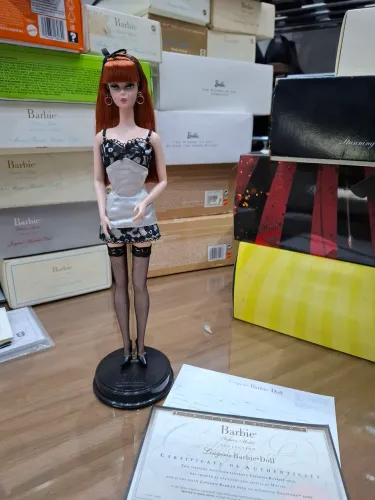 Boneca silkstone barbie collector