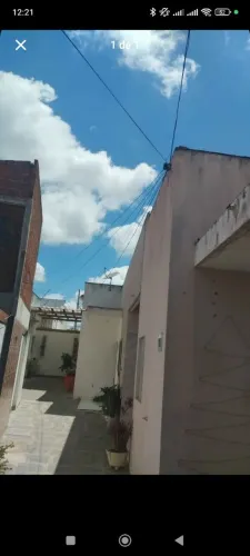 Repassando 2 casas em condomínio fechado 