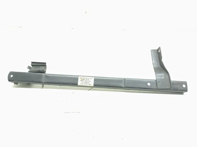 Suporte Esquerdo Radiador Gm Tracker 2.0 2007 2008