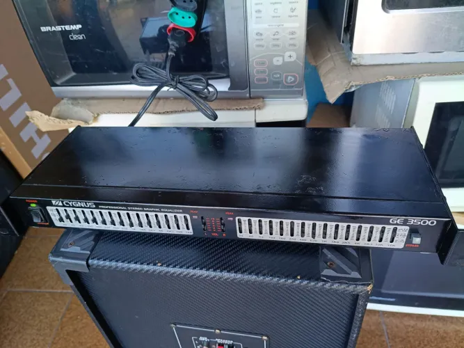 Relíquia de 1980, Equalizador estéreo Cygnus GE 3500 funcionando perfeitamente
