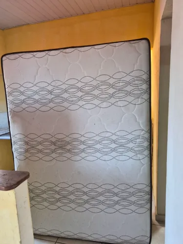 Vendo cama de casal