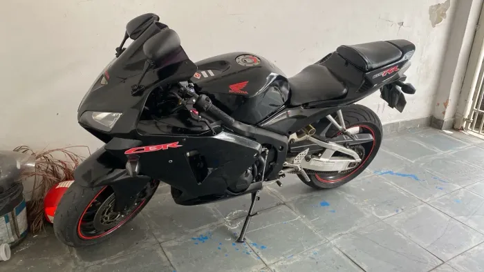 CBR 600