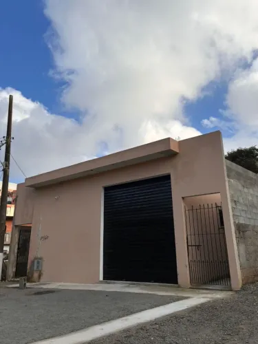 Alugo excelente salão comercial