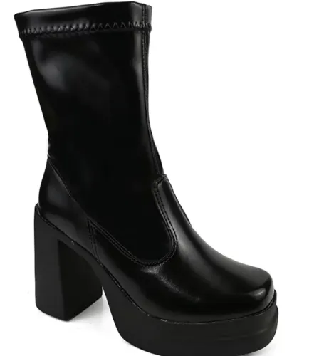 Bota meia pata