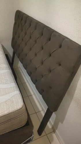 Vendo cama box com colchão