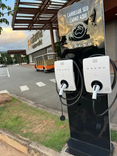 CARREGADOR ELÉTRICO