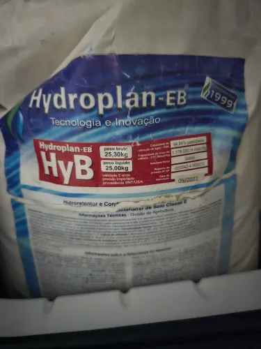 Hidrogel para plantio.