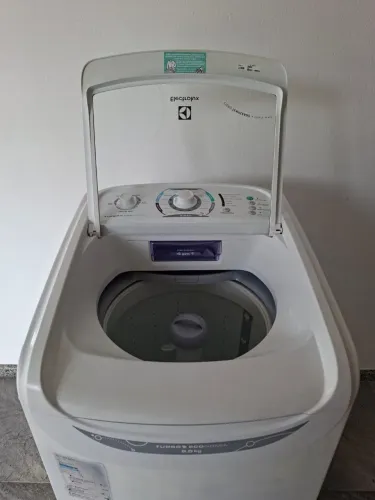 Máquina de Lavar 8kg Electrolux