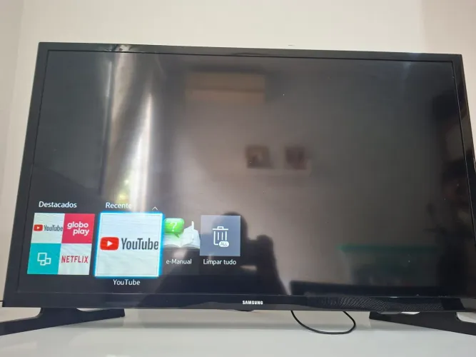 Smart TV Samsung J4300 de 32"