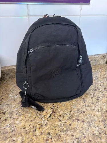 Mochila kipling pequeno