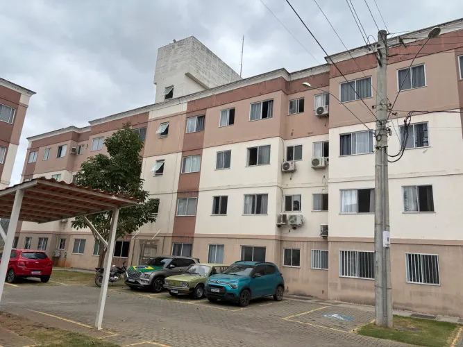 Aluga-se Lindo Apto Condomínio Mais Rubi