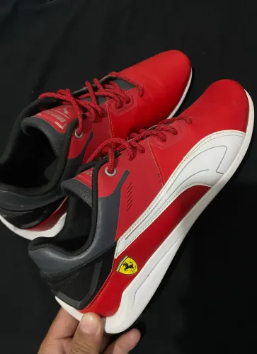 Puma Ferrari n39