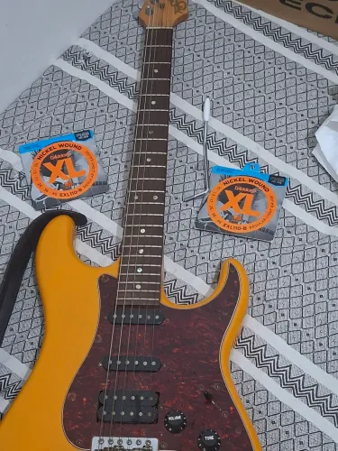 Guitarra tagima T-736 série especial 