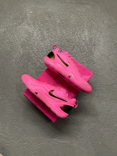 Nike A?Two ? A?Pink?