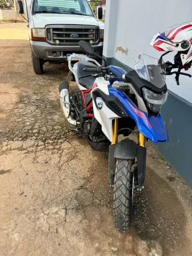 Moto nova apenas 4 meses de uso