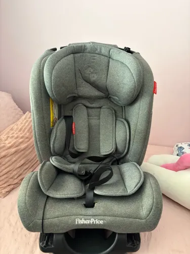 Cadeira infantil Fisher Price com Isofix