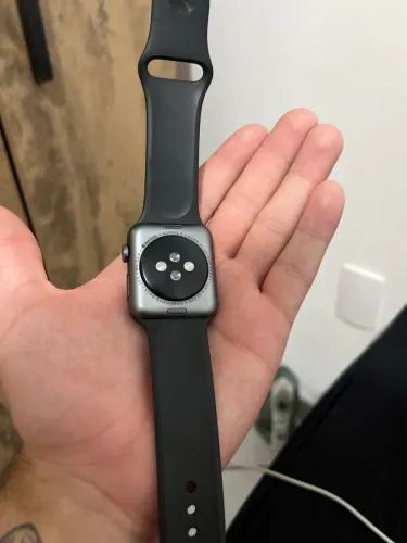 Apple Watch Series 3 42mm - Funcionando Perfeitamente + Carregador 