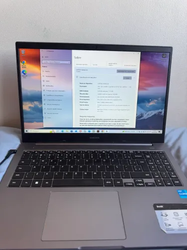 Samsung Book X30 i5 11ª geração | 8GB RAM | HD 1TB | Iris Xe | Seminovo