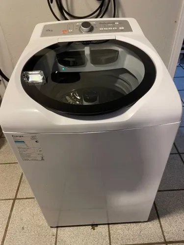 Vendo Maquina de lavar BRASTEMP quente/frio 12Kg