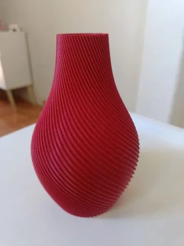 Vaso decorativo em espiral impresso em 3d.
