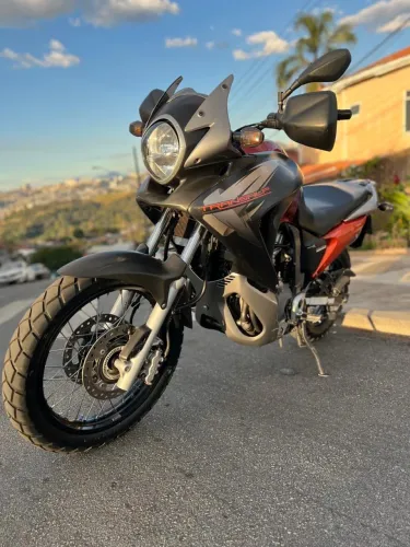 Vendo ou troco Transalp 700 2014