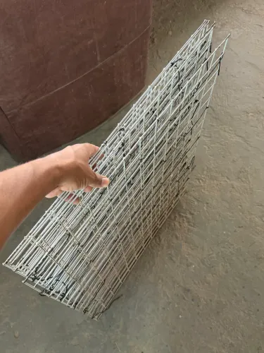 Tela aramada expor mercadorias