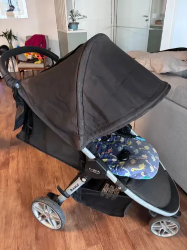Carrinho de bebê britax