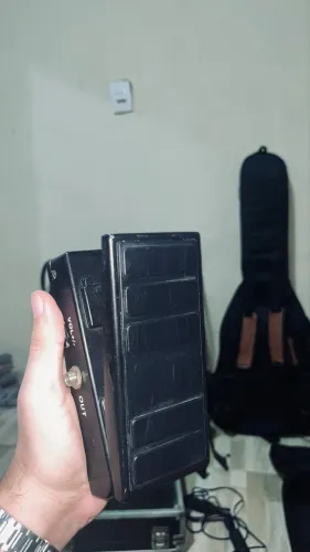 Pedal de volume e Wah-Wah VEDO