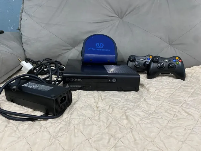 Xbox 360 super slim