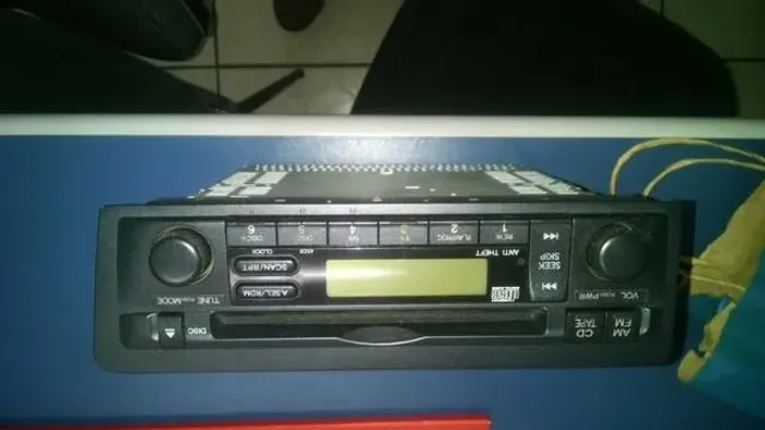 Vendo CD Original do Honda Civic Modelo Antigo, Parou de Funcionar