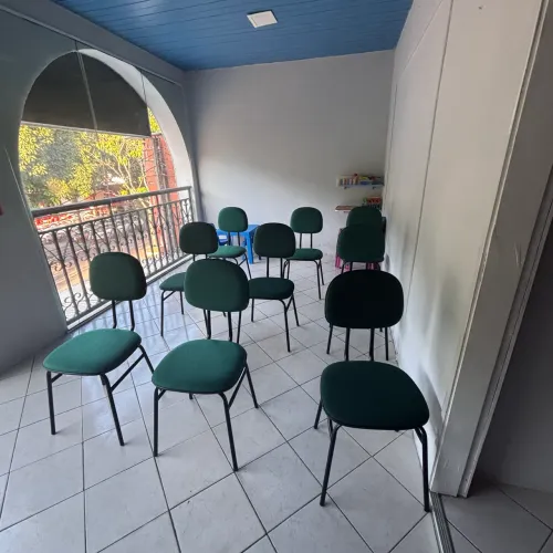 CADEIRAS ACOLCHOADAS PARA CLÍNICA E CONSULTÓRIO
