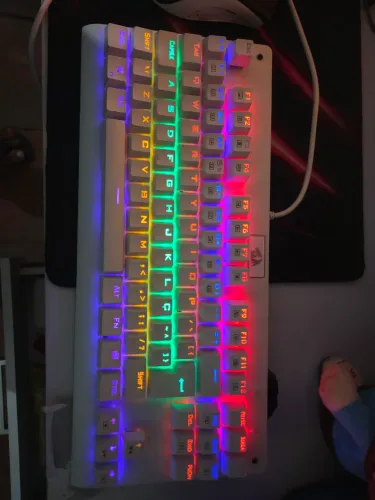Redragon Dark Avenger K568WR Mecânico RGB
