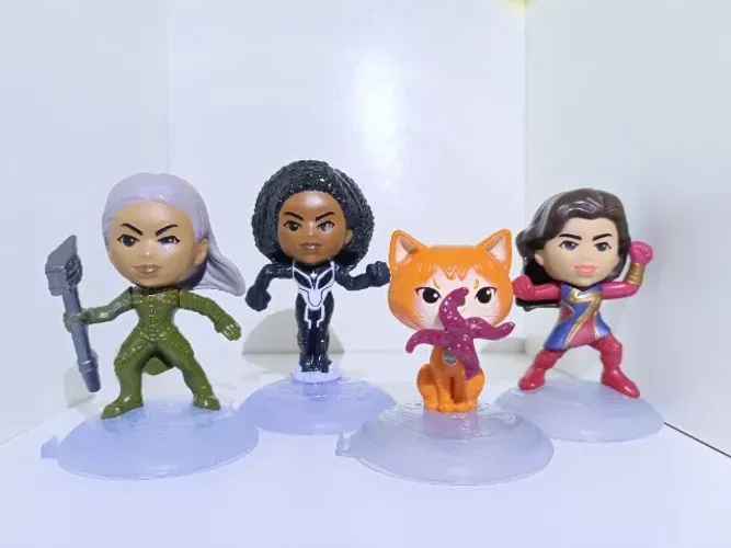 Kit As Marvels 2023 - Dar-Benn, Fóton, Goose e Miss Marvel-Colecionáveis excelente estado
