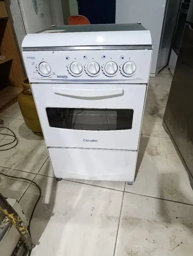 Vendo um fogão funcionando perfeitamente bairro nova Almeida serra