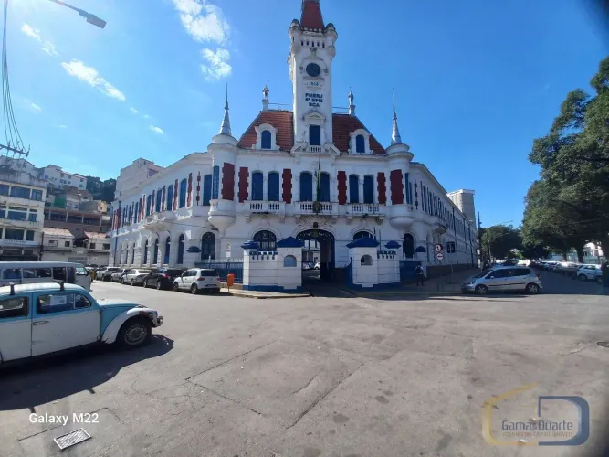 Excelente Casa Padrão com 37m², Quarto, Sala, cozinha, copa, banheiro e área de serviço.