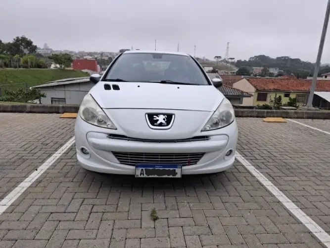 Peugeot 207 XS 1.6 Flex 16V 5P Aut. 2013