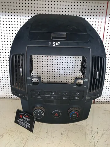 Moldura do painel do Hyundai I30! SR Peças Usadas!